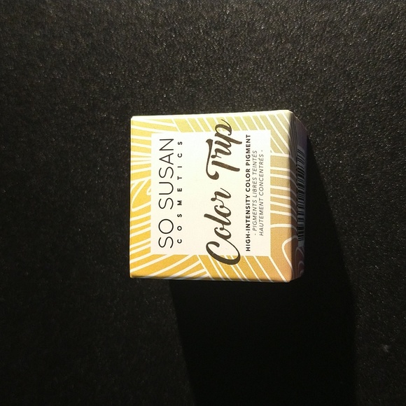 6/$15 HOST PICK So Susan Color Trip High-Intensity Color Pigment - Picture 2 of 8